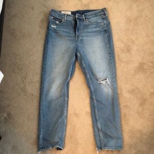 Gap jeans, ripped